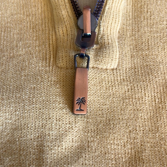 Tommy Bahama Reversible 1/4 Sweater. Keeps you Warm. EUC. - Picture 8 of 9